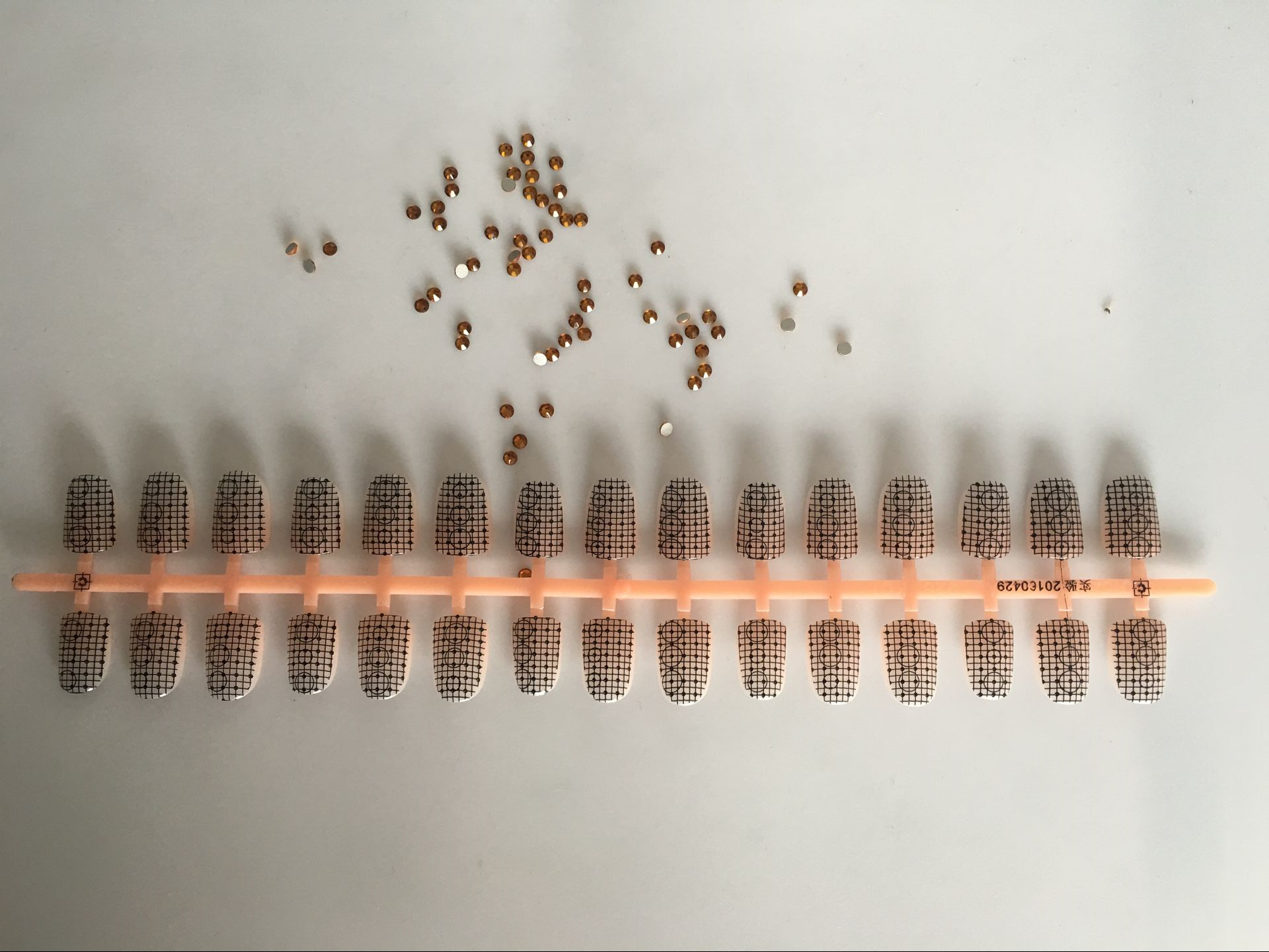 ABS粘寶石材質(zhì)圖片 ABS粘寶石材質(zhì)圖片