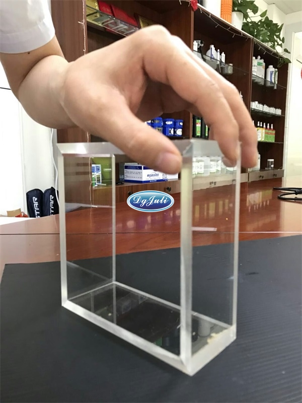 亞克力拼接完成 亞克力拼接完成